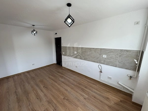 Vand 2 Camere Conf 1 Et.1 - Micro 3  - imagine 9