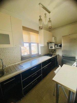 Inchiriez apartament 2 cam Zona Titan - Direct Proprietar - imagine 9