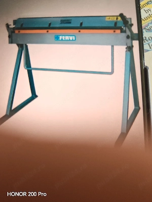 Mașina de îndoit tabla