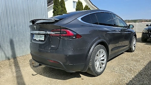 Tesla Model X - imagine 4