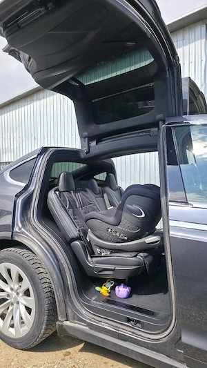 Tesla Model X - imagine 7