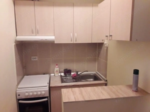 Garsoniera decomandata, tavane inalte, locatie premium Calea Victoriei - imagine 4