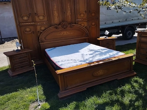 Dormitor complet din lemn masiv 