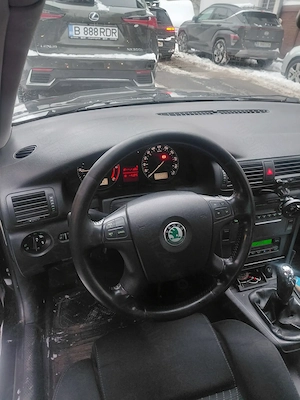 Vând Skoda Superb neagră,1896 cm3, 2008 - imagine 7