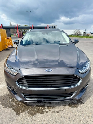 Ford Mondeo MK5 2017 Titanium Powershift 134000 km - imagine 4