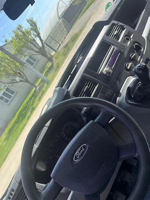 Vând Ford Transit 2,2 - imagine 3