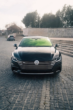 Vând Volkswagen Arteon