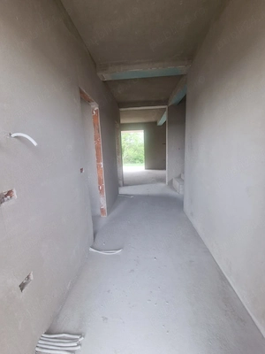 Duplex 5 camere - Mosnita Noua - 110 mp utili - teren 250 mp - se preda la cheie - imagine 15