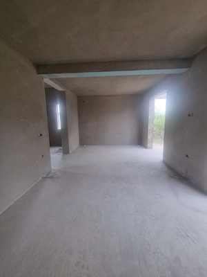 Duplex 5 camere - Mosnita Noua - 110 mp utili - teren 250 mp - se preda la cheie - imagine 12