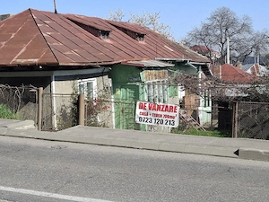Vand Teren + Casa batraneasca