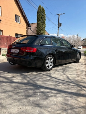 Audi A4 B8 - imagine 3