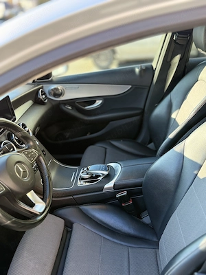 Mercedes Benz Bluetec C 220  pachet AMG - imagine 8