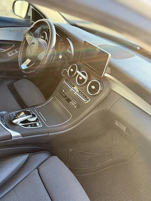 Mercedes Benz Bluetec C 220  pachet AMG - imagine 2