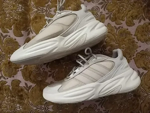 Adidas bej 