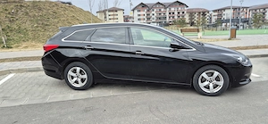 Hyundai i40 Facelift 1.7CRDi 141cp Automat 7+1 Viteze Navigatie KeyLessGo Camera - imagine 4