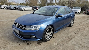 Volkswagen Jetta 1.2 TSI, 105 Cp   Full Option   Impecabil - imagine 8