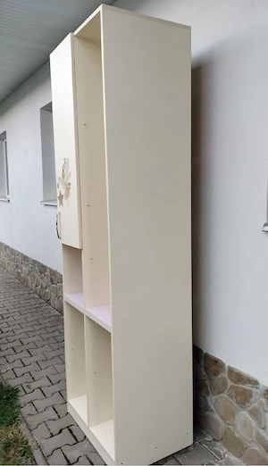 Corpuri de mobilă