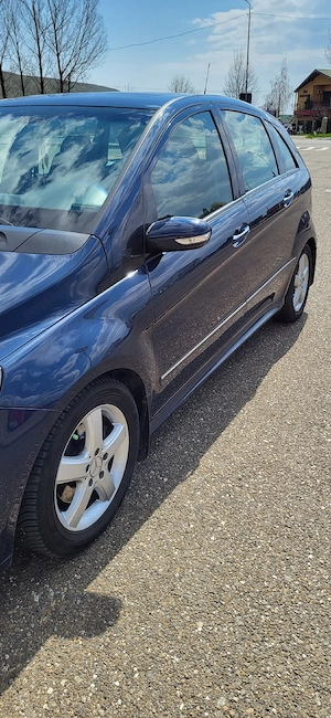 Vind mercedes b class 18 dizel  - imagine 4