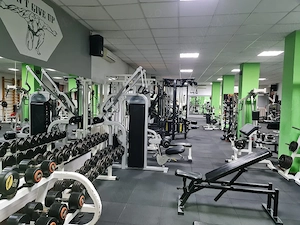 Afacere la cheie:Sală de Fitness complet echipata- Cluj-Napoca. "Palestra bodybuilding & Fitness"