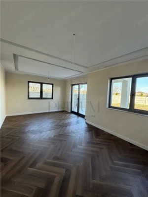 GIROC - DUPLEX - ZONA LINISTITA - 4 CAMERE - FINALIZAT - TEREN 336MP