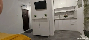 garsoniera metrou 1 decembrie circa 13 politie