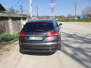 Ford Mondeo Vignale - imagine 3