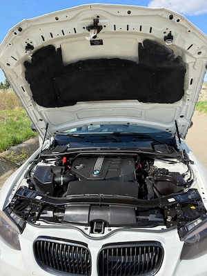 BMW 320 coupe diesel facelift - imagine 3