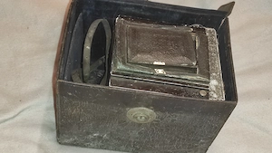 FRAGMENTE de la un aparat foto cu burduf voigtlander lipsa obiectiv 