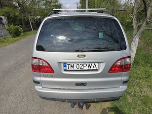 Vind Ford Galaxy  2002 diesel , 1,9 in stare buna de funcționare  ! - imagine 5