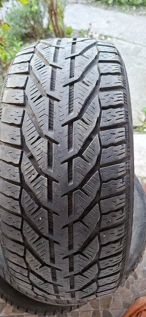 vand sau schimb anvelope de iarna - imagine 2