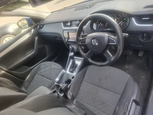 vw passat  cc 2013  si skoda octavia 2015 - imagine 6