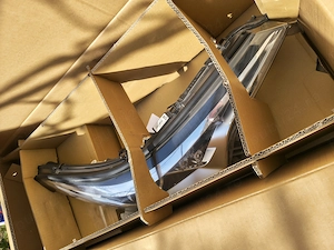 Faruri pentru Toyota Chr 