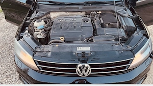 VW Jetta Bluemotion Facelift 2.0 litri diesel, 110 CP, an 2016, euro 6 - imagine 5