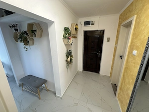 Apartament două camere piață Reșița  - imagine 2