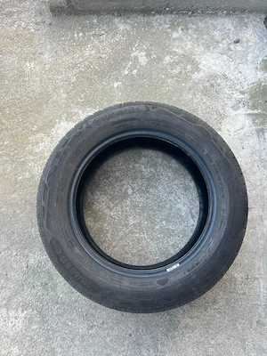 Vând anvelope de vara