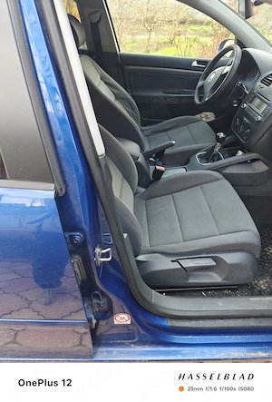 Vând Golf 5 avariat - imagine 4