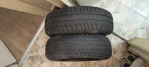  2 cauciucuri vară mai merge un sezon / bune pentru oraș nu sunt peticite  se vând împreună” - imagine 2