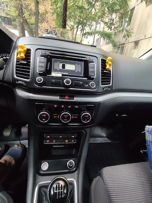 Volkswagen Sharan  - imagine 5