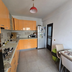 DE VÂNZARE: Casă individuală eficientă energetic, 4 camere   Bragadiru, înainte de Centură