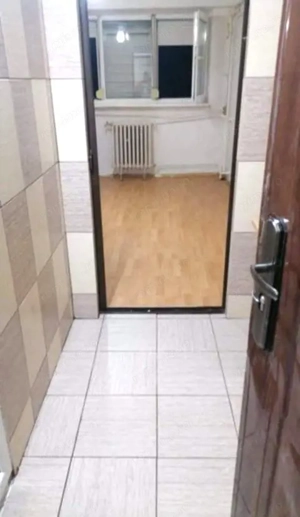 Garsoniera etaj 4, zona Micro 14, Liceul 9