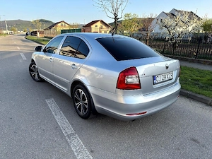 Skoda Octavia 2. Facelift 1.6 Benzina  Mpi Clasic. an 2012 inmatriculat RO. EURO 5.  - imagine 6