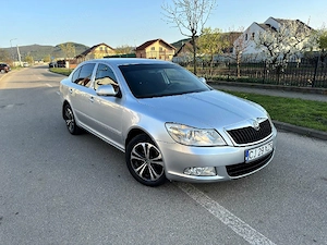 Skoda Octavia 2. Facelift 1.6 Benzina  Mpi Clasic. an 2012 inmatriculat RO. EURO 5.  - imagine 7