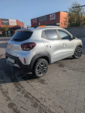 Dacia spring cu accesorii