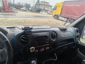 Vand sau desmembrez Renault Master - imagine 2