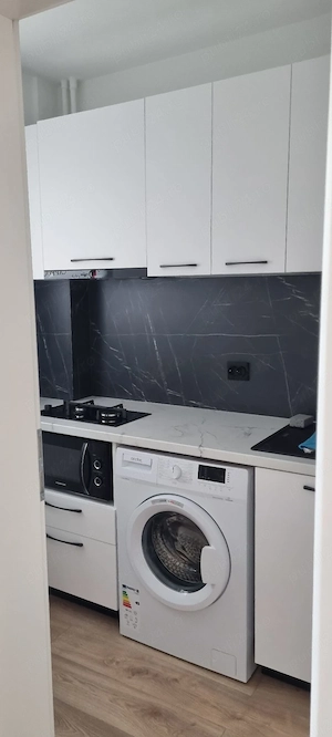 Titan , 5 minute metrou Nicolae Grigorescu  - imagine 12