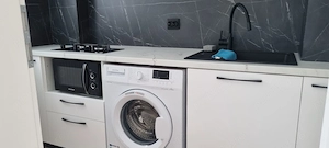 Titan , 5 minute metrou Nicolae Grigorescu 