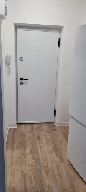 Titan , 5 minute metrou Nicolae Grigorescu  - imagine 9