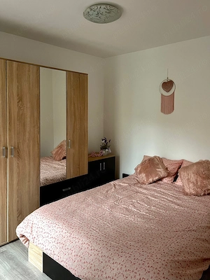 Închiriez apartament 2 camere - imagine 2