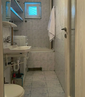 Închiriez apartament 2 camere - imagine 7