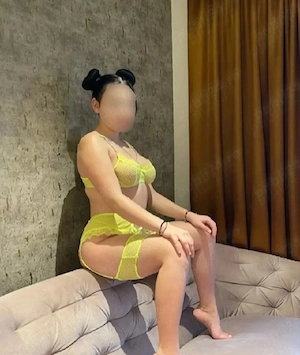 Noua în oraș,party deplasări  - imagine 1